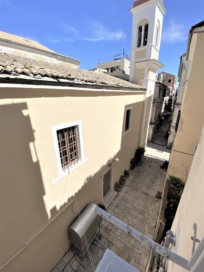 Mary'S Melodies At Corfu Old Town Exterior photo